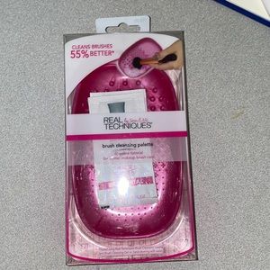 Brush Cleaning Pallette
